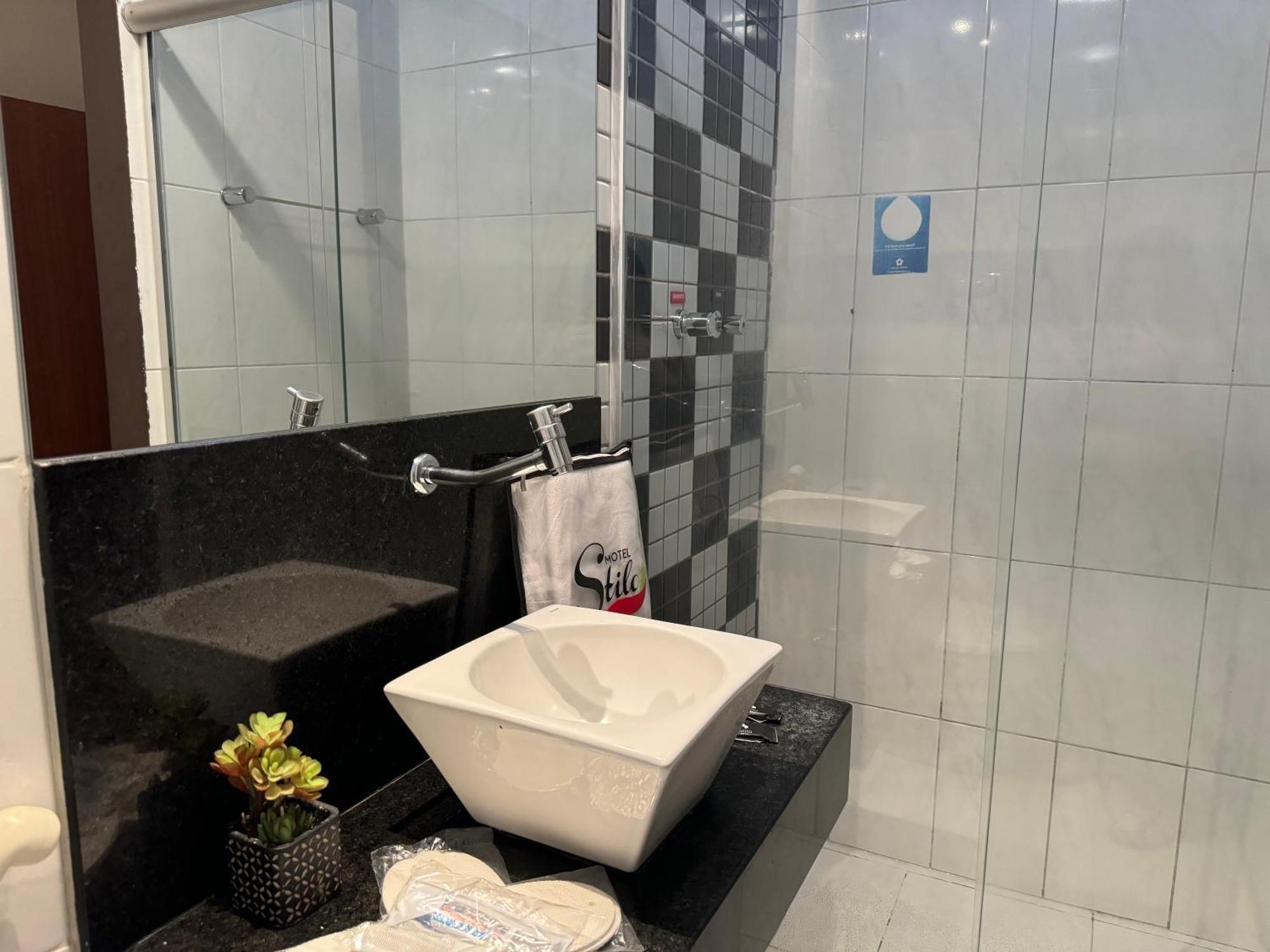 Motel Stilo - Adults Only 3* Contagem